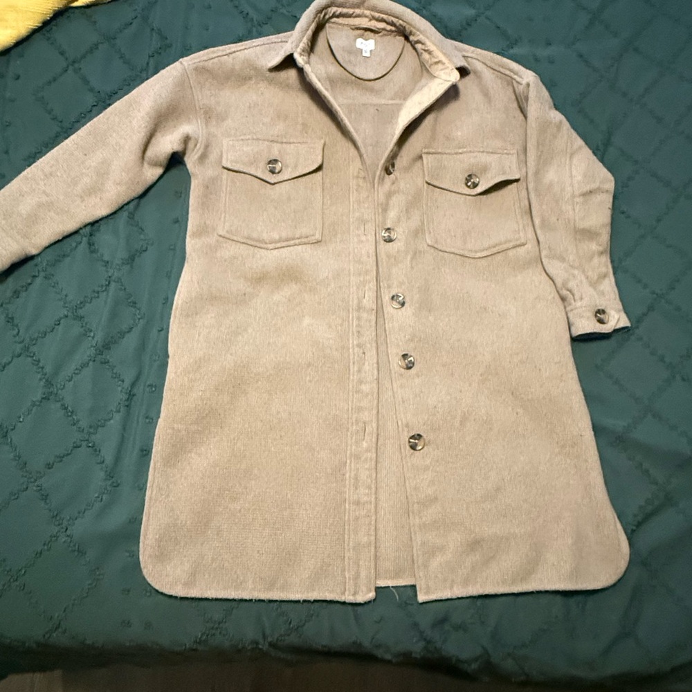 Oversized Beige Button-Up Shacket - Picture 2 of 2